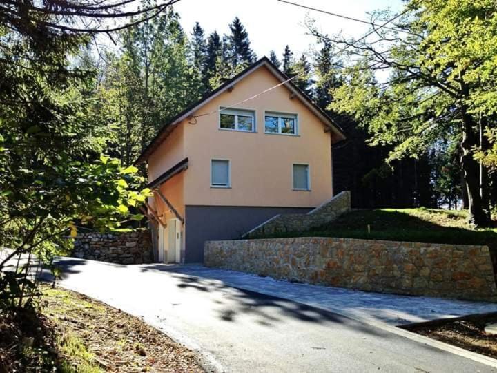 Apartmaji Velikonja Ajdovscina Luaran gambar